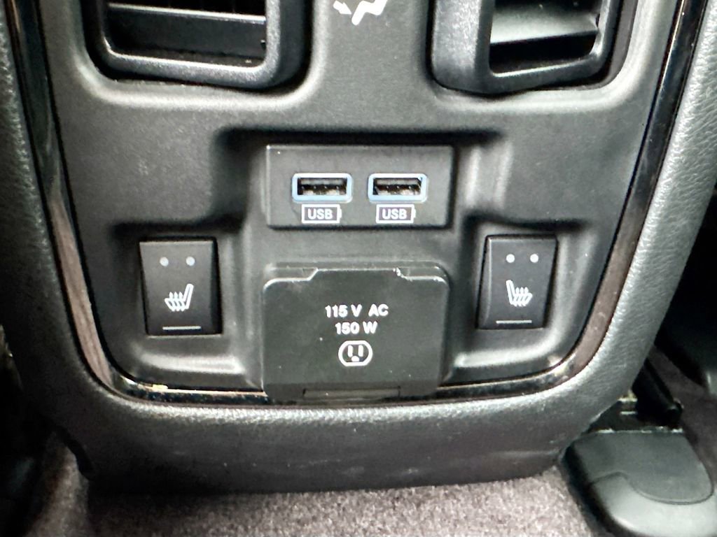 Used 2019 Dodge Durango R/T w/ Technology Group image 25