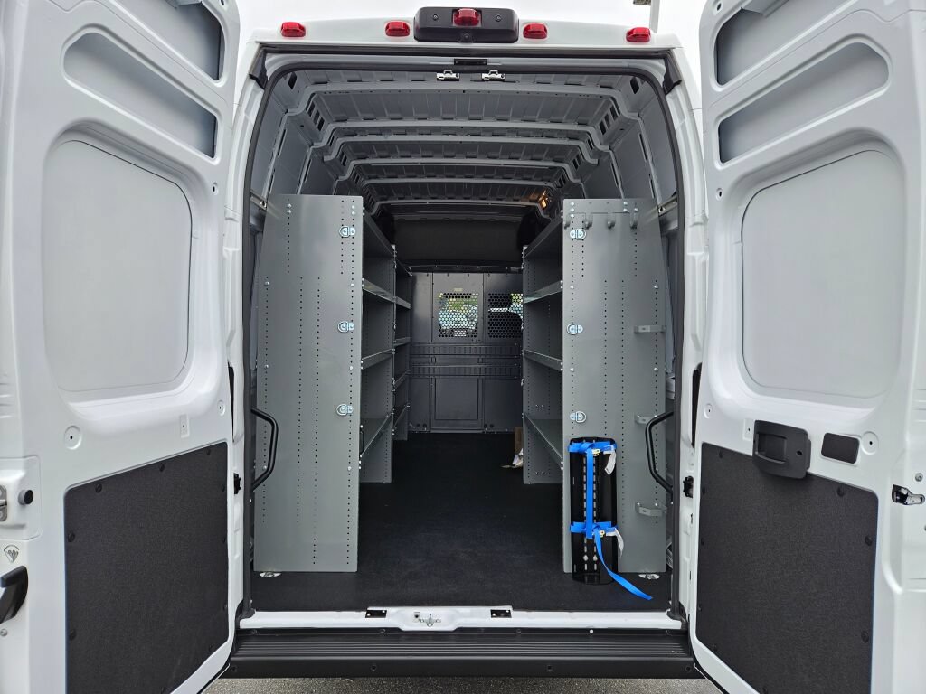 Used 2025 RAM ProMaster 3500 FWD image 12
