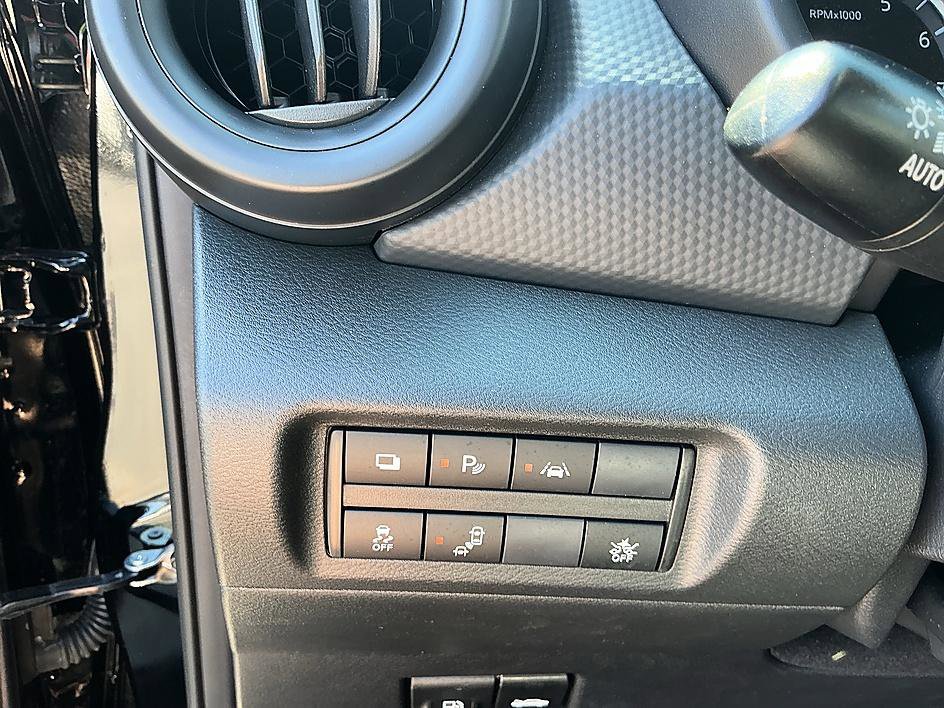 Certified 2024 Nissan Kicks S FWD image 13