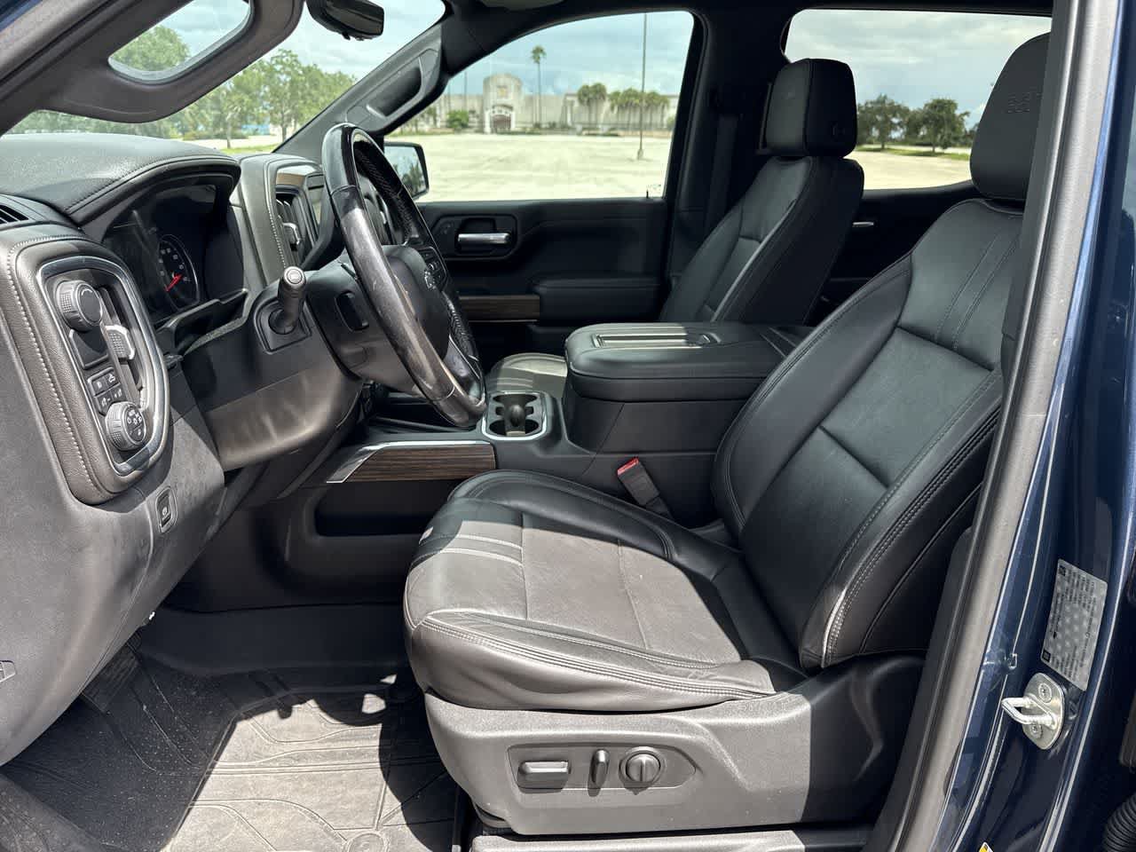Used 2019 Chevrolet Silverado 1500 High Country w/ Technology Package RWD image 16