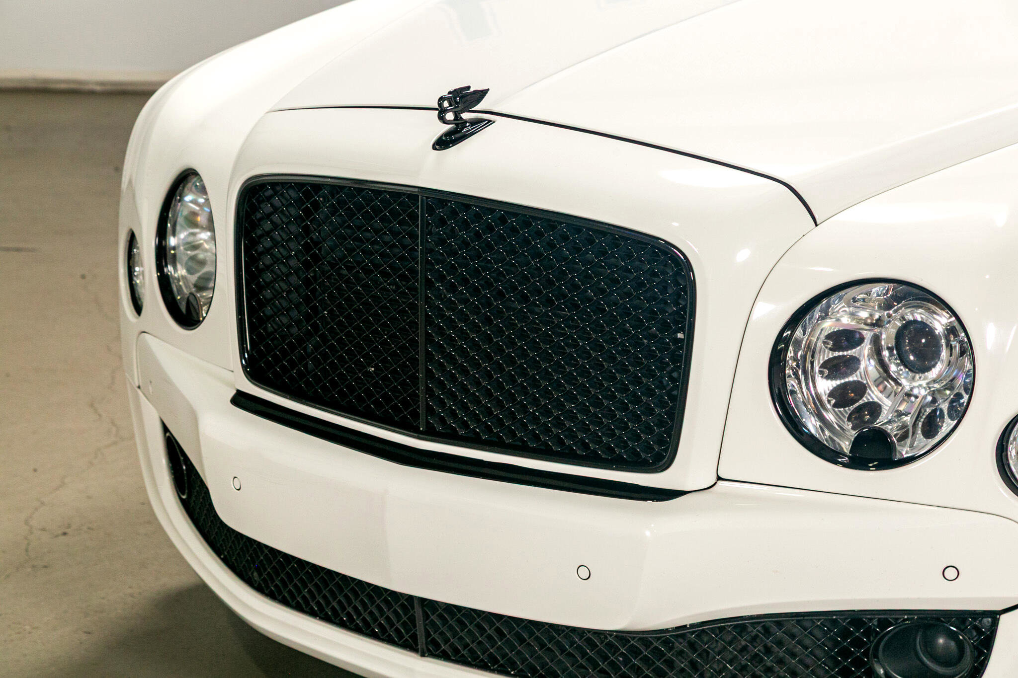 Used 2013 Bentley Mulsanne w/ Premiere Specification Pkg image 9