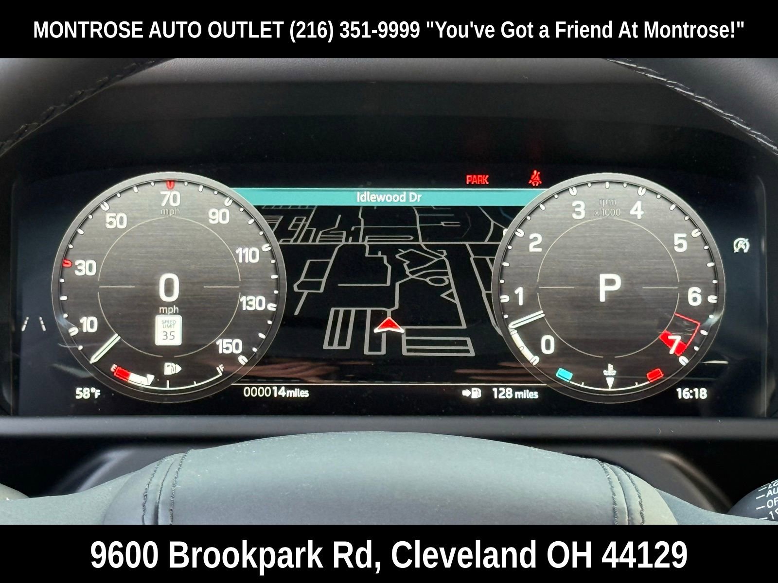 New 2026 Land Rover Defender 130 X-Dynamic SE image 35