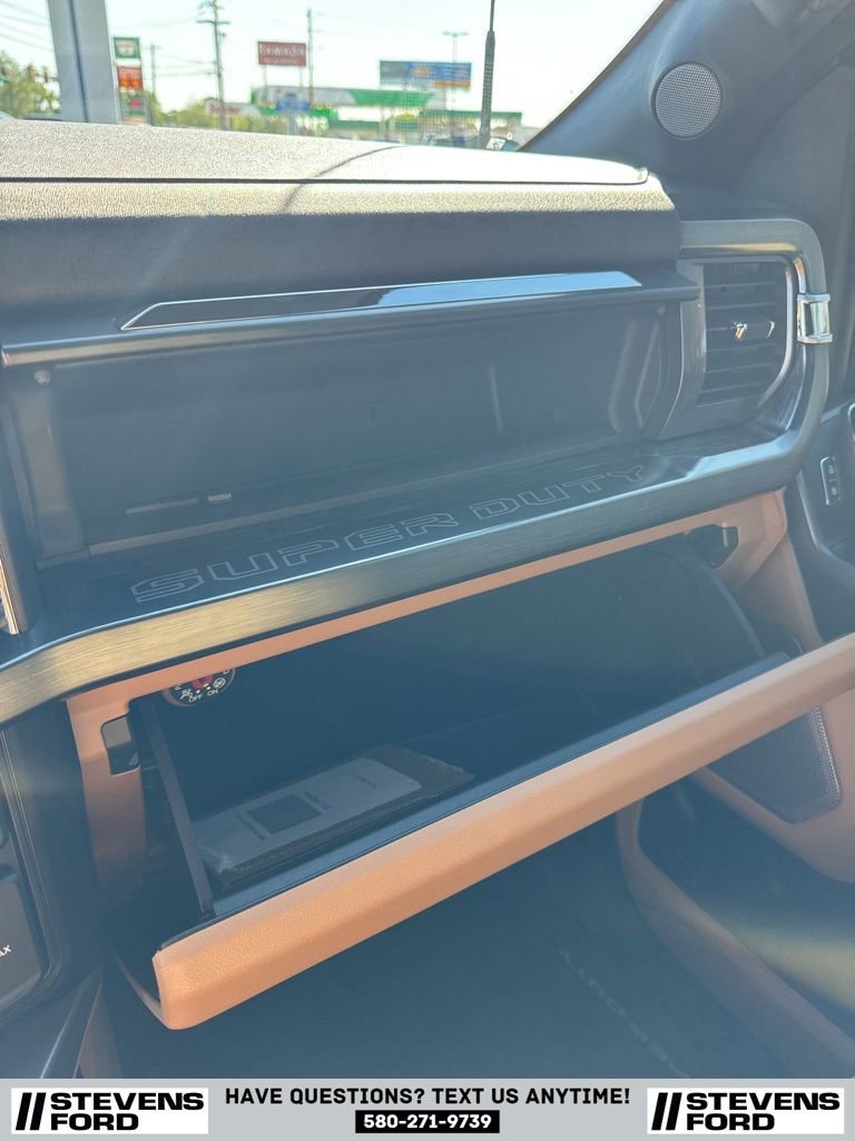 New 2025 Ford F250 Lariat w/ Lariat Ultimate Package image 45