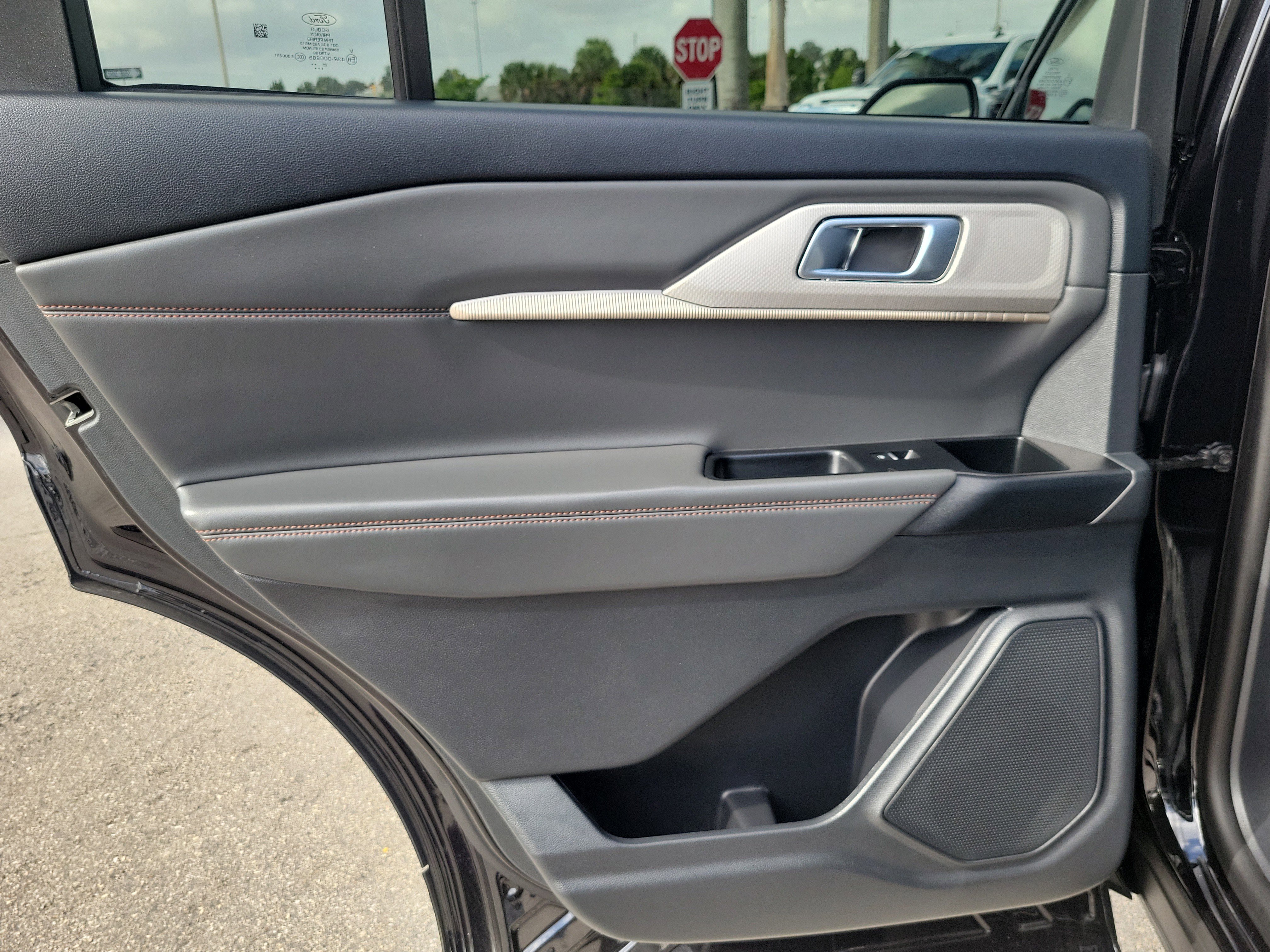 Used 2026 Ford Explorer Active w/ Active Comfort Package image 23