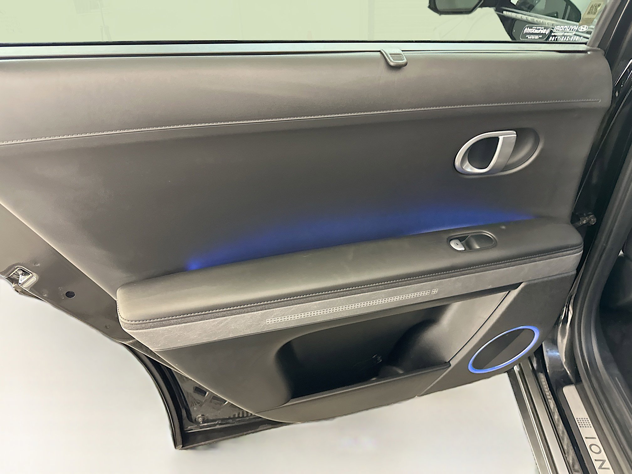 Used 2024 Hyundai Ioniq 5 Limited image 28