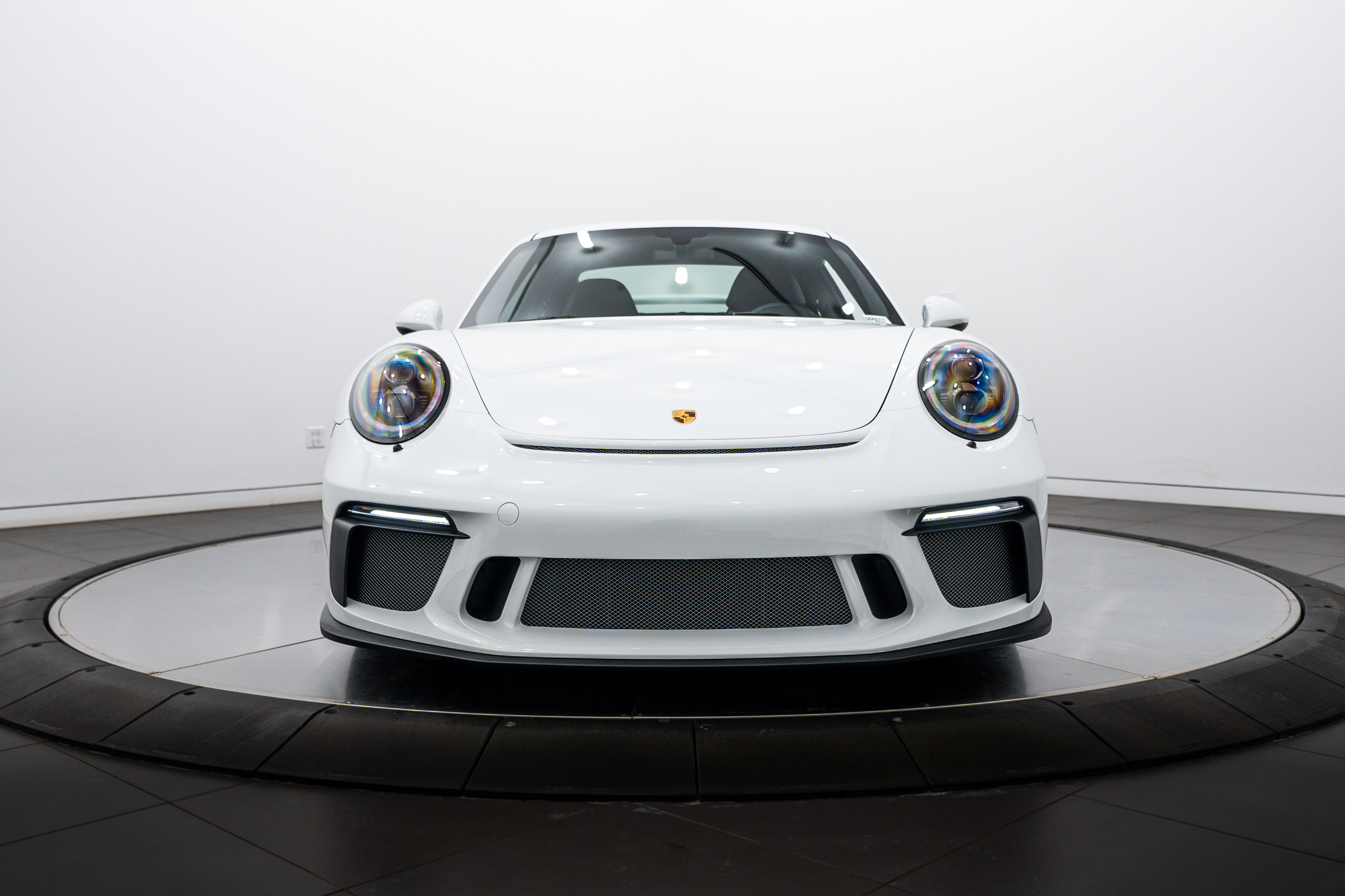 Certified 2018 Porsche 911 GT3 image 10