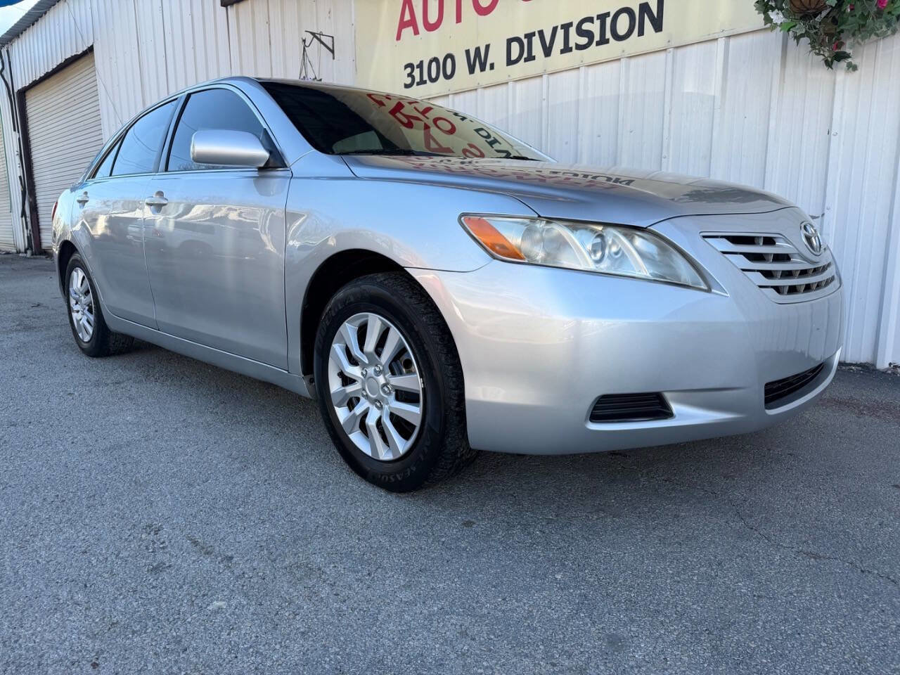 Used 2007 Toyota Camry LE FWD image 3