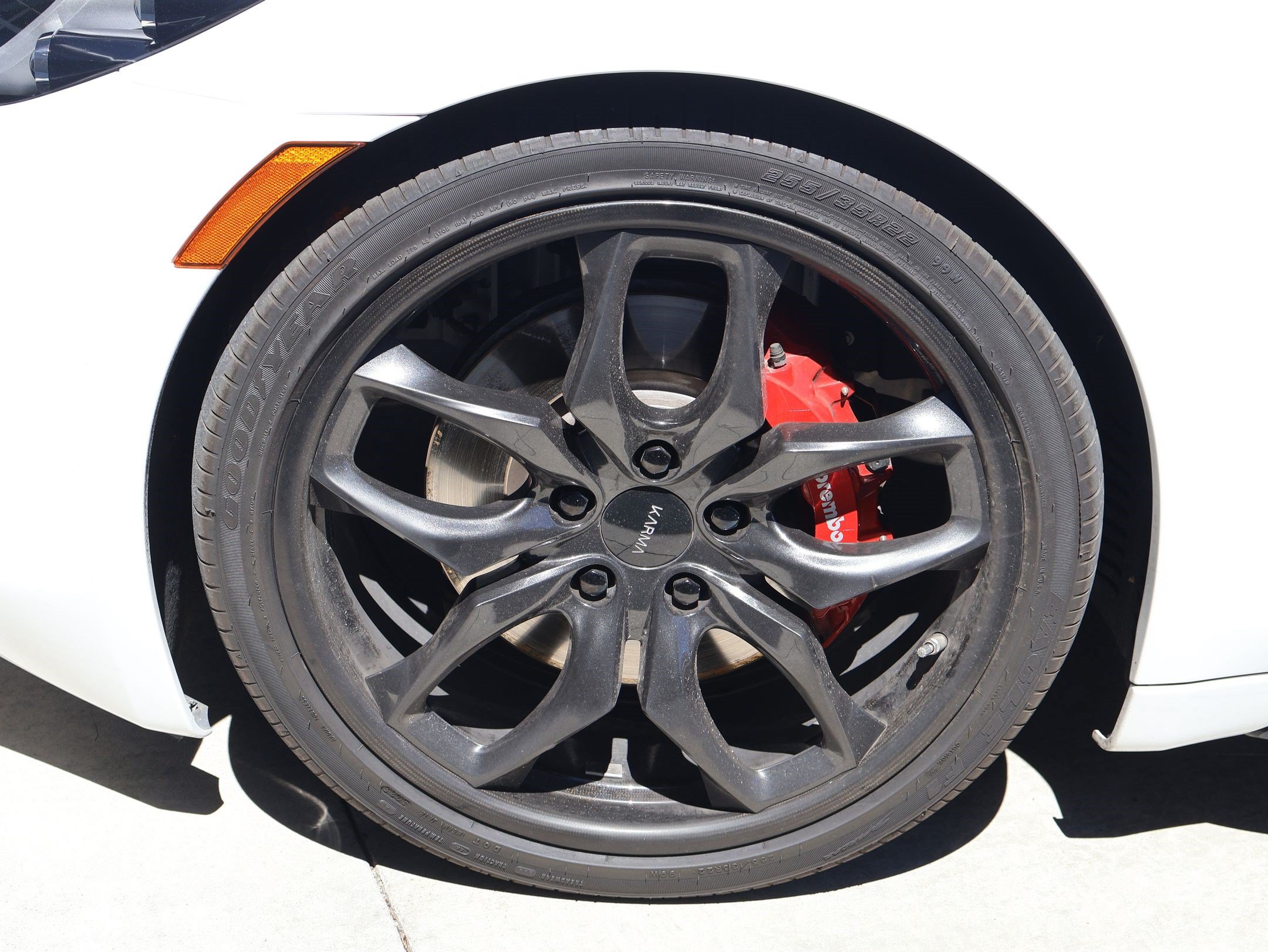 Used 2025 Karma Revero Luxury RWD image 12
