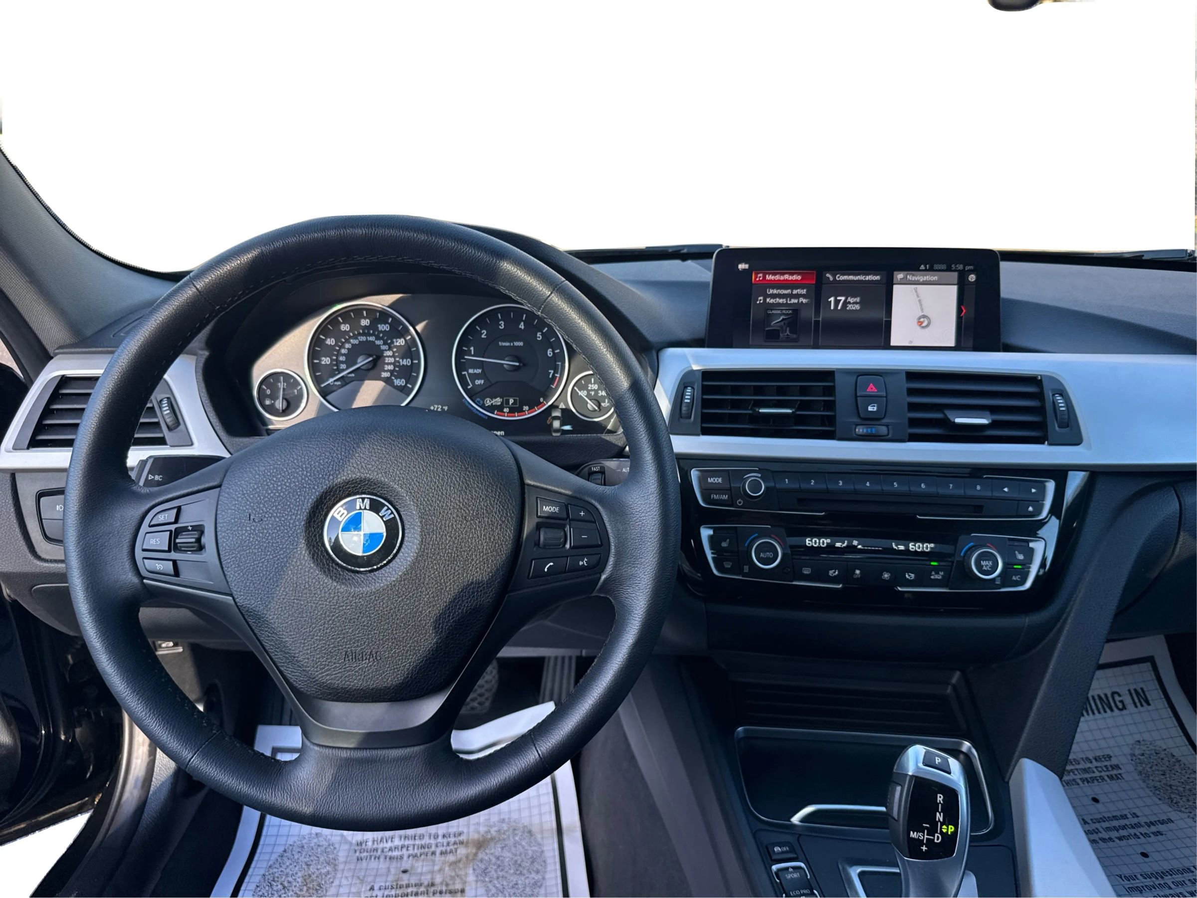Used 2018 BMW 320i xDrive Sedan AWD/4WD image 25