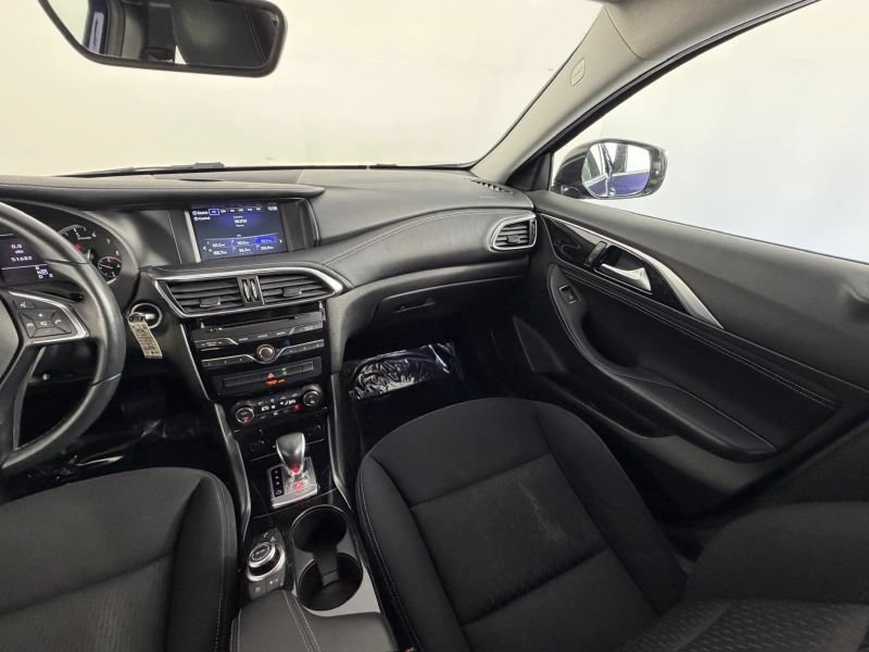 Used 2017 INFINITI QX30 FWD image 71