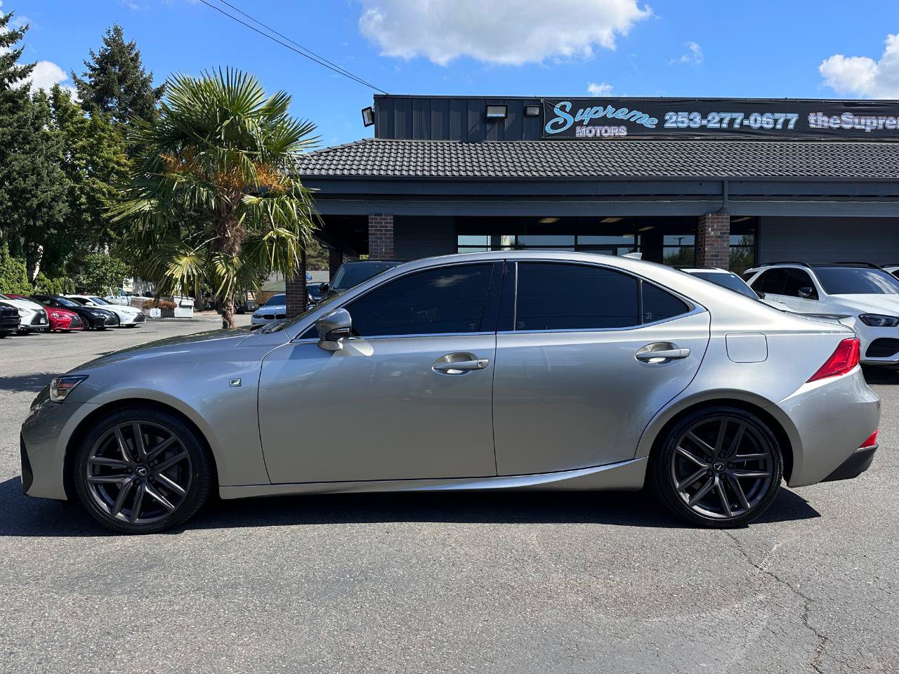 Used 2017 Lexus IS 200t F Sport w/ F Sport Package RWD image 3