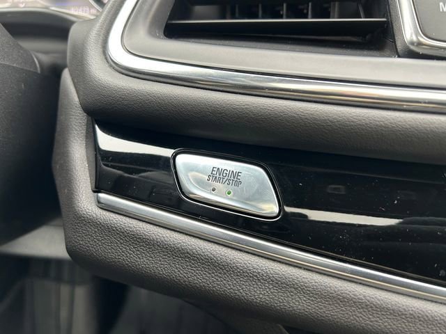 Used 2022 Buick Enclave Avenir w/ Avenir Technology Package AWD/4WD image 28