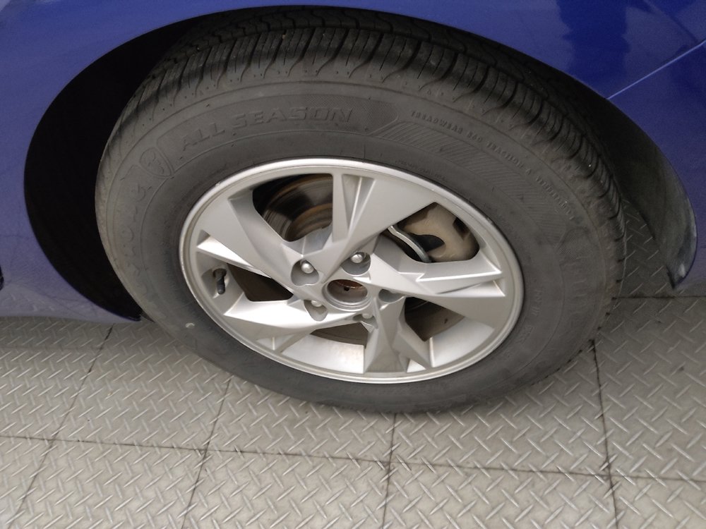 Used 2021 Hyundai Elantra SE FWD image 31