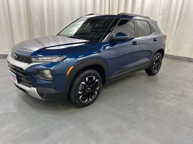 Used 2021 Chevrolet TrailBlazer LT w/ Convenience Package AWD/4WD image 2