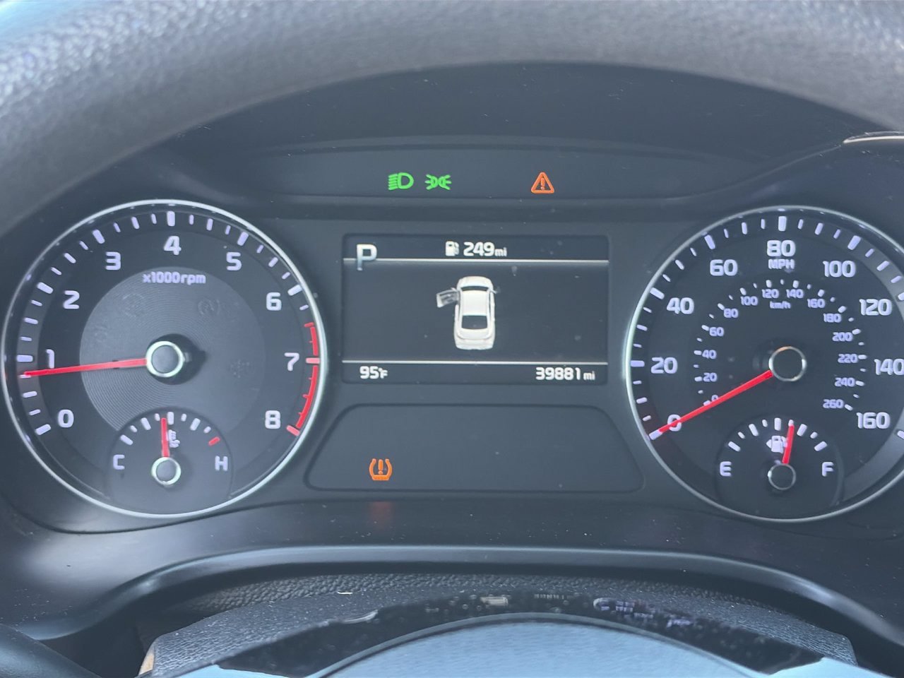 Certified 2024 Kia Forte LXS FWD image 29