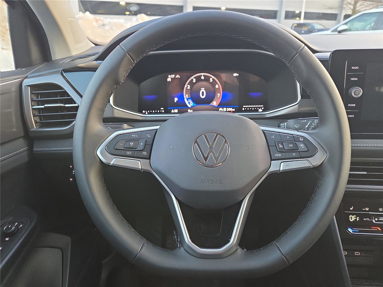 New 2026 Volkswagen Taos SE AWD/4WD image 15