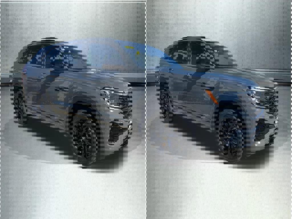 New 2026 Volkswagen Atlas Cross Sport SEL R-Line image 4