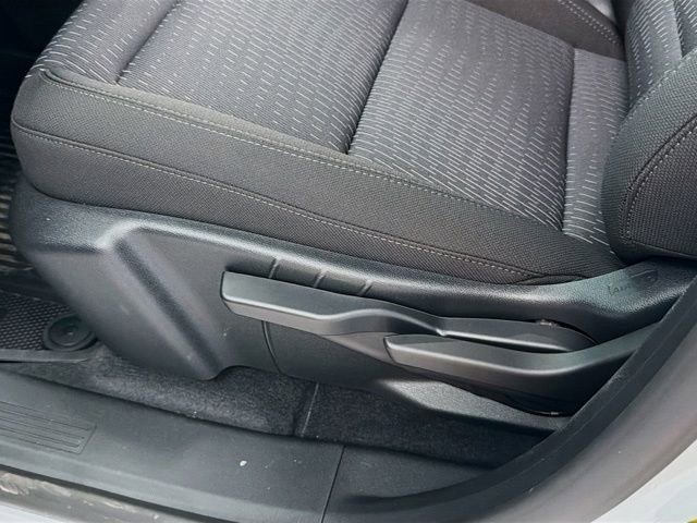 New 2026 Chevrolet Equinox LT FWD image 10
