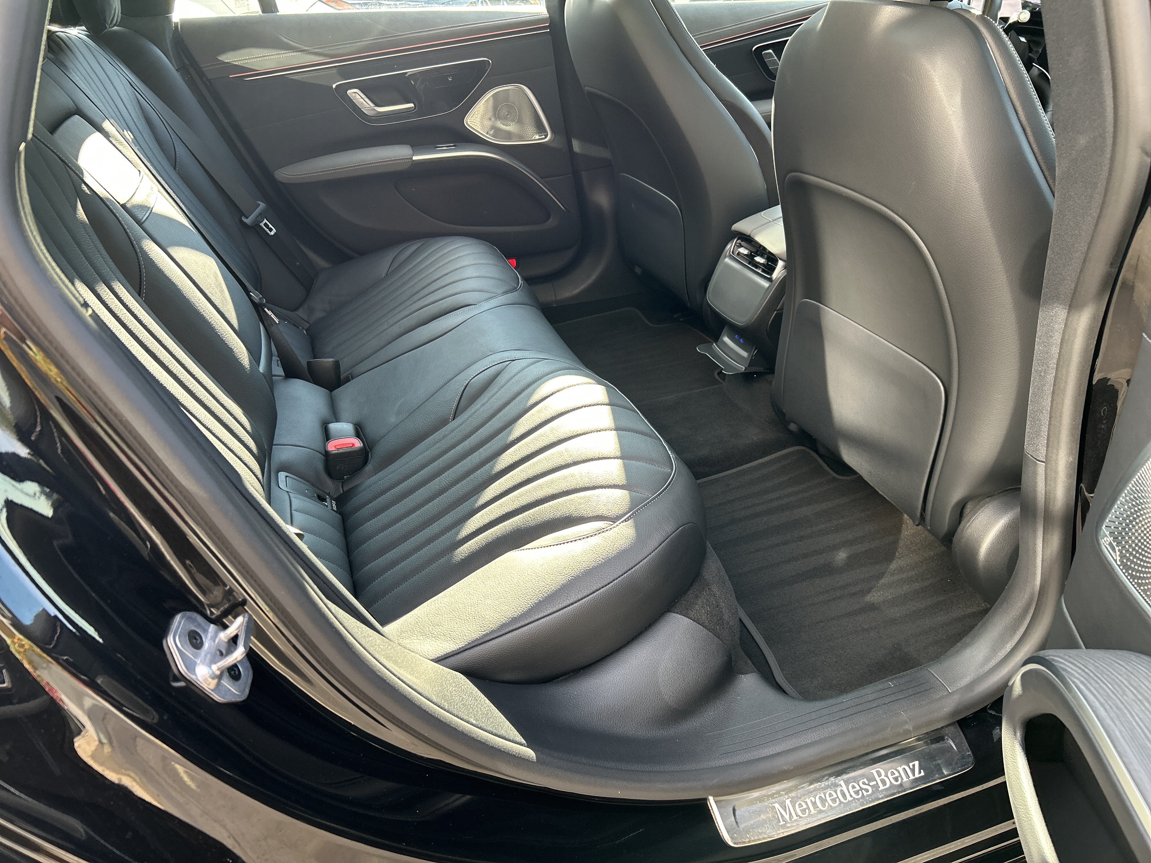Certified 2023 Mercedes-Benz EQS 580 4MATIC Sedan image 45