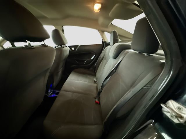 Used 2014 Ford Fiesta SE image 22