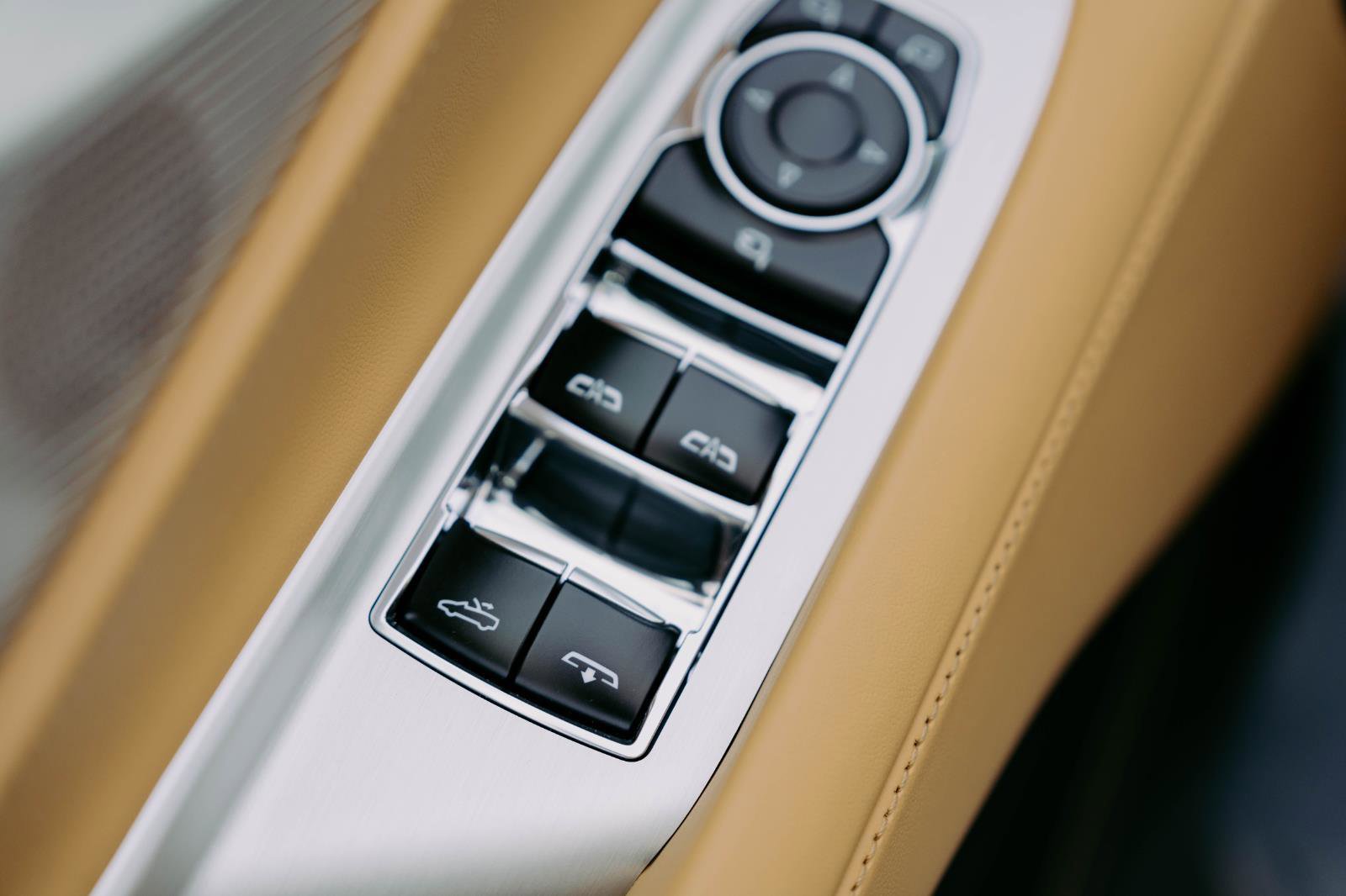 Used 2025 Chevrolet Corvette E-Ray image 15