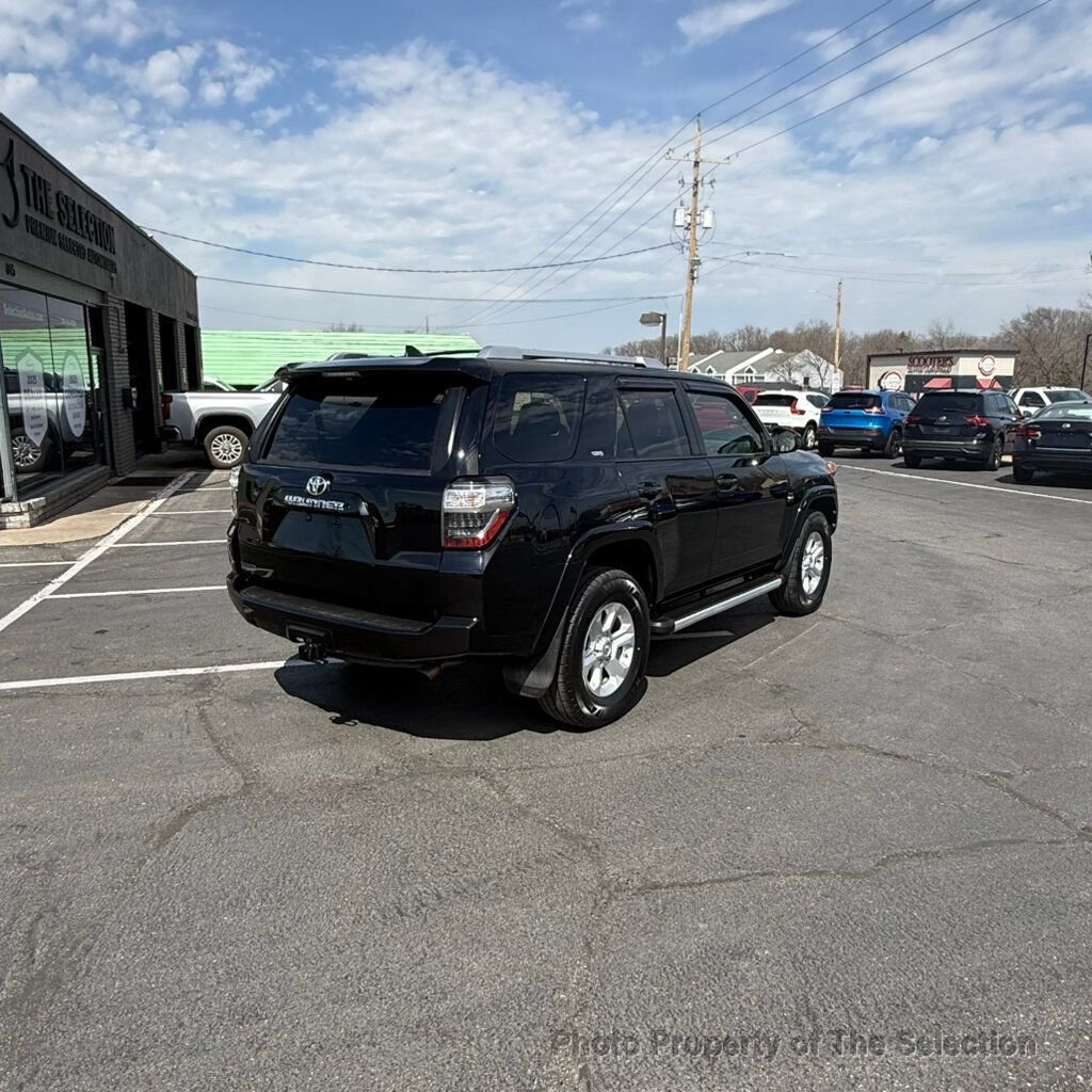 Used 2016 Toyota 4Runner SR5 image 14
