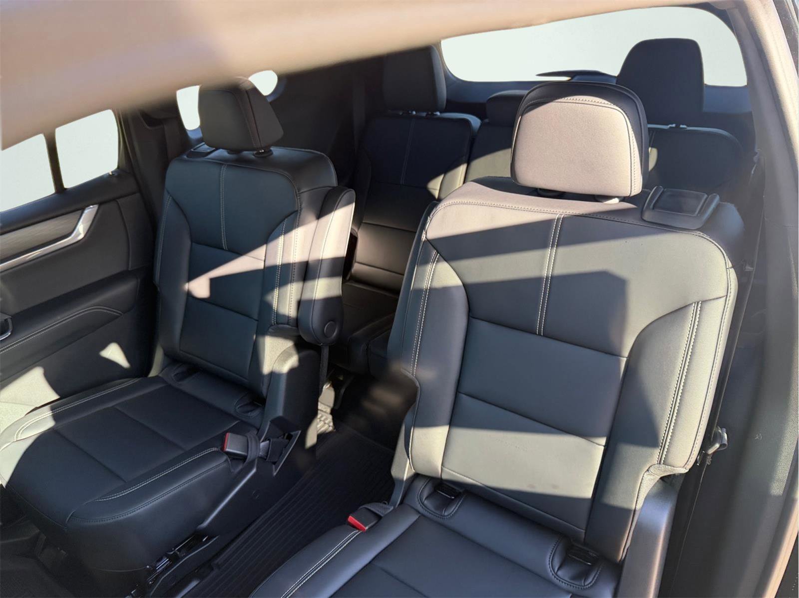 New 2026 GMC Acadia Elevation w/ Black Edition FWD image 36