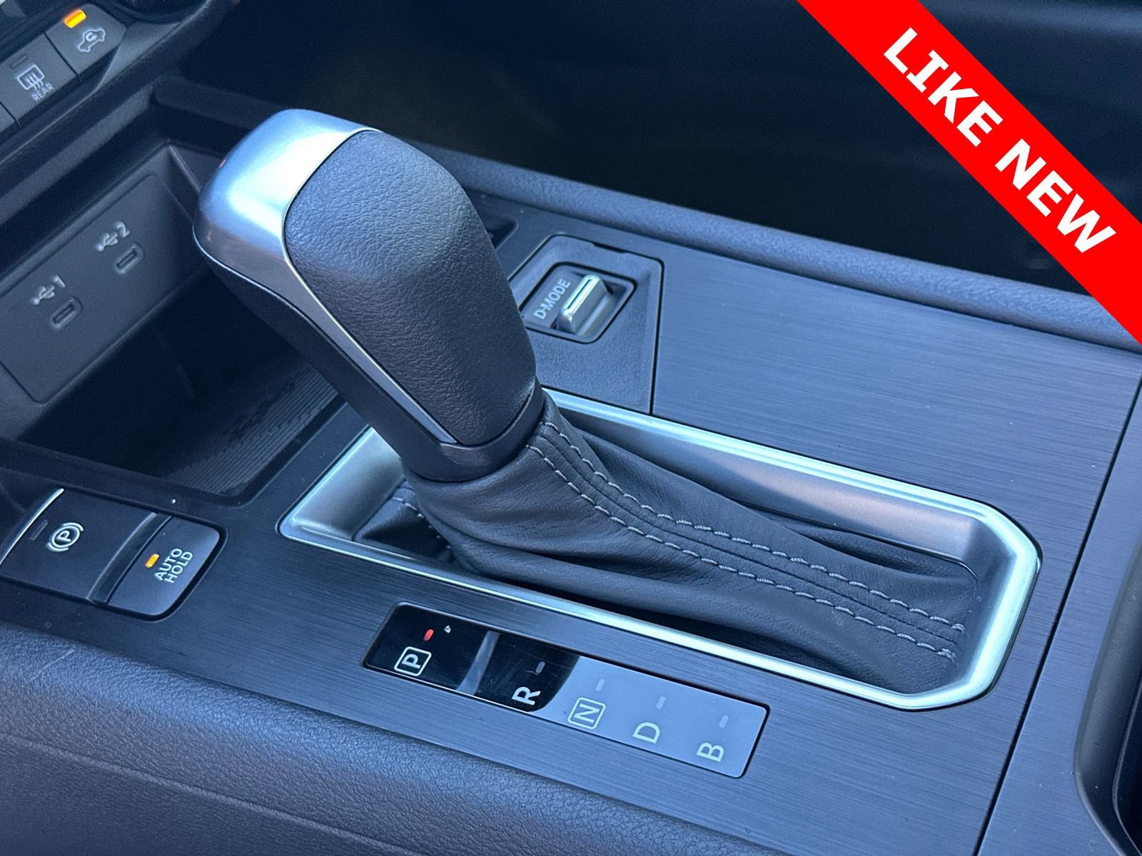 Used 2026 Nissan Kicks SV image 32