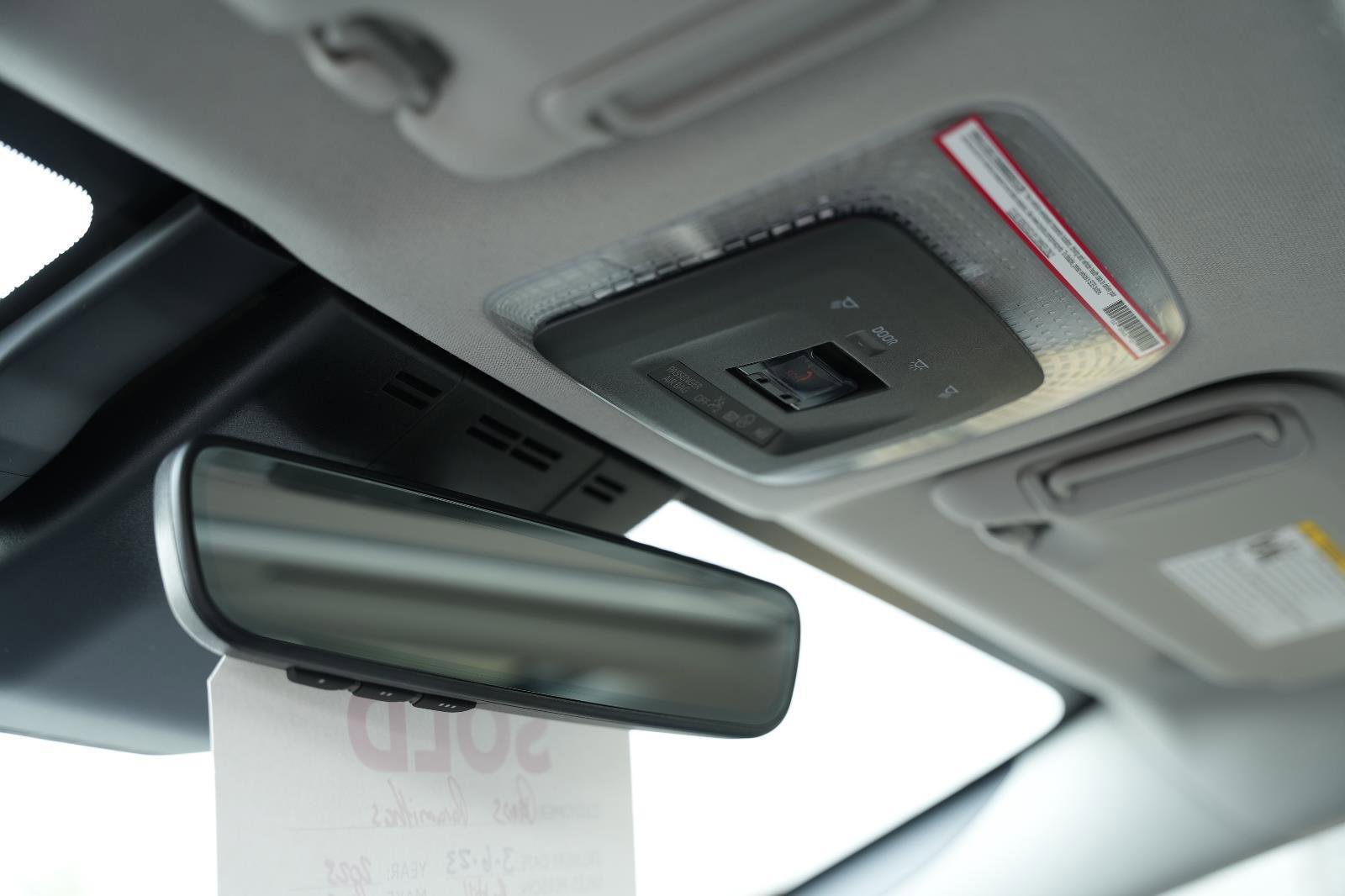 New 2026 Toyota Prius XLE image 15