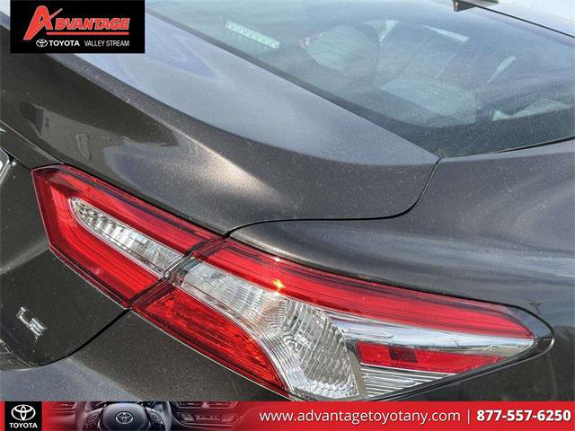 Certified 2019 Toyota Camry LE image 8