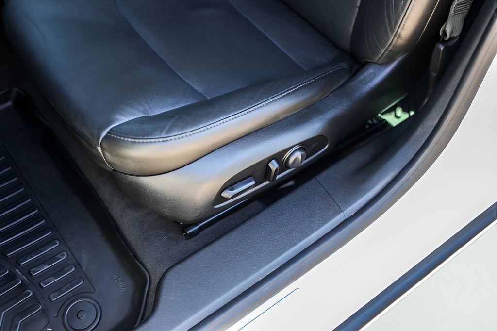 Used 2020 Chevrolet Malibu Premier FWD image 11