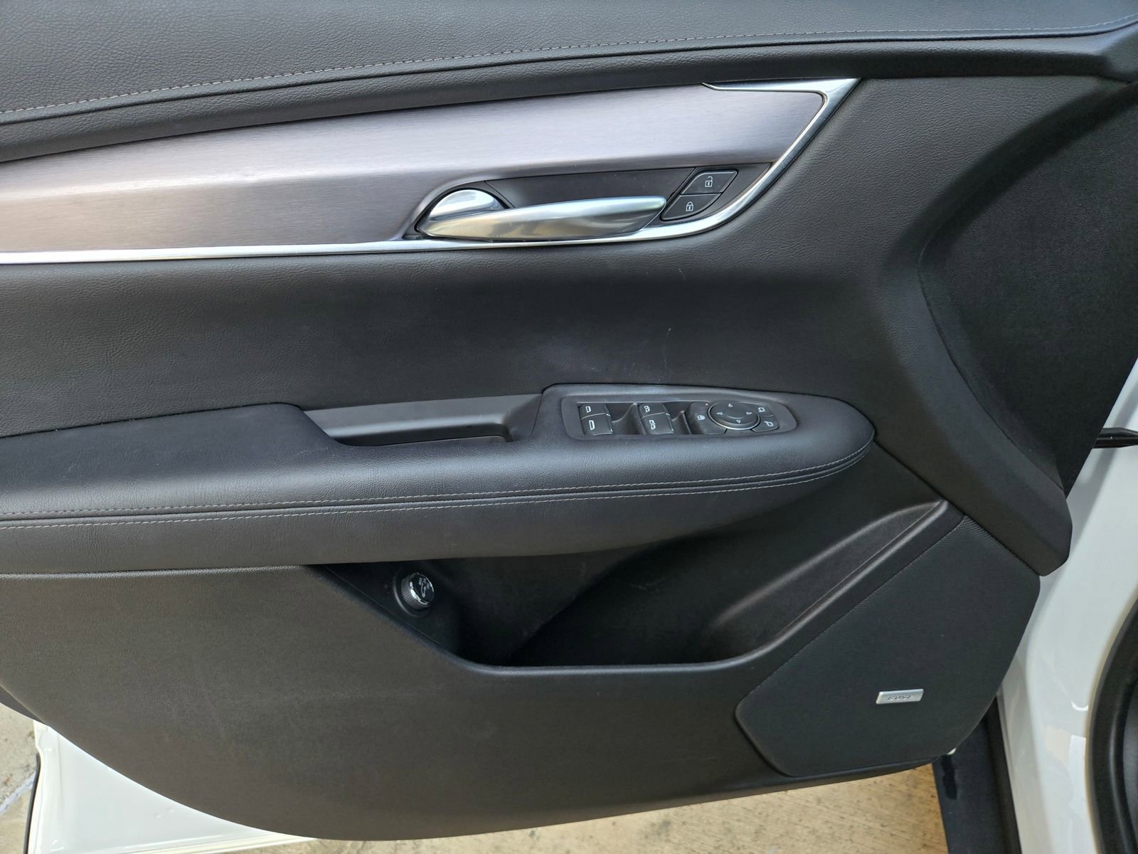 Used 2020 Cadillac XT5 Luxury FWD image 30