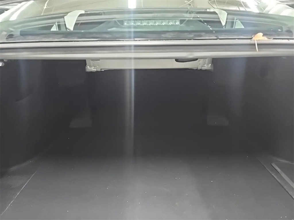 Used 2025 Toyota Camry LE image 16