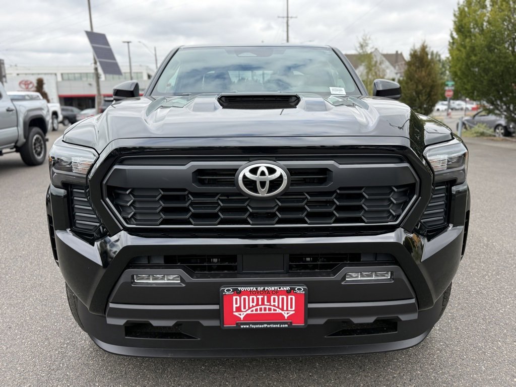 New 2025 Toyota Tacoma TRD Sport image 3