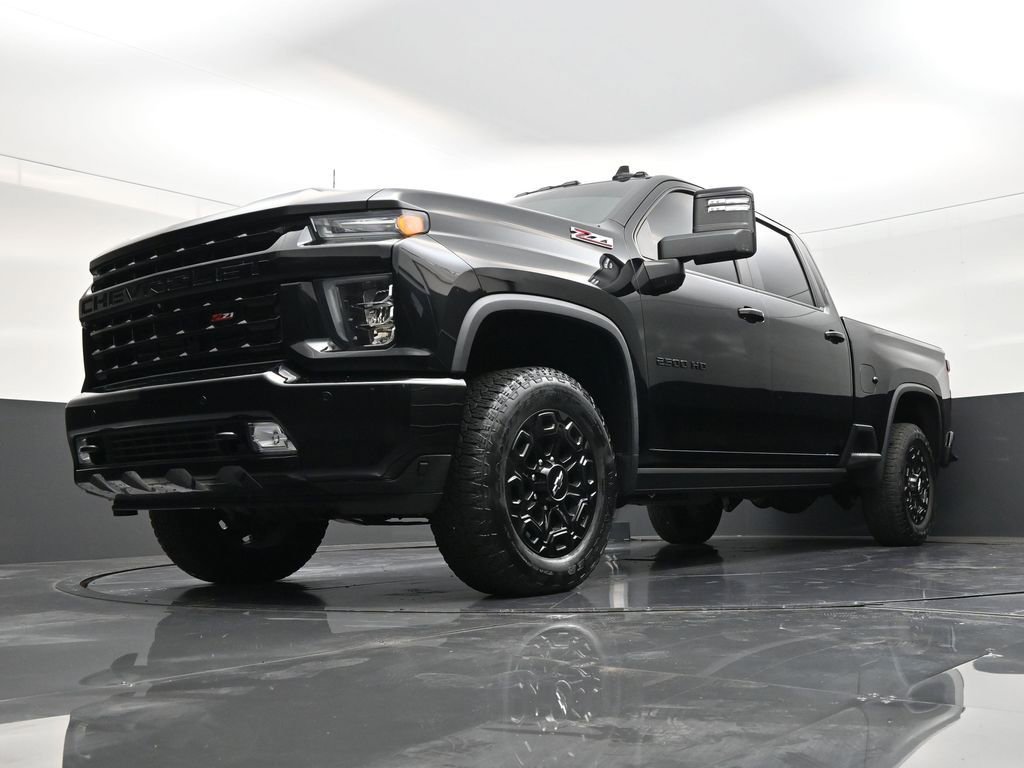 Used 2022 Chevrolet Silverado 2500 LTZ w/ LTZ Plus Package image 21