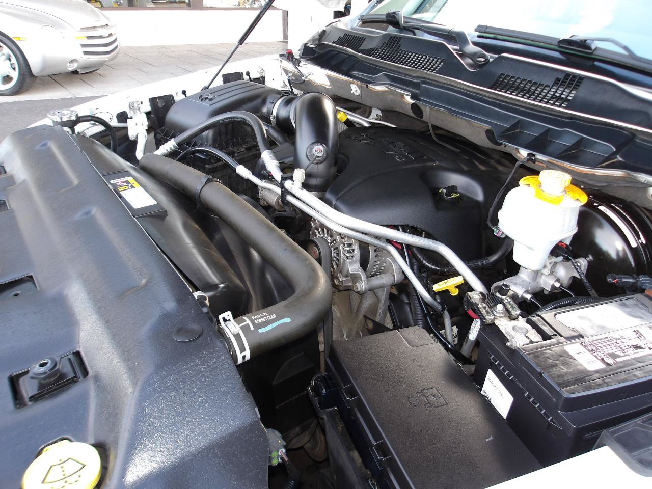 Used 2014 RAM 1500 ST w/ SXT Appearance Group AWD/4WD image 22