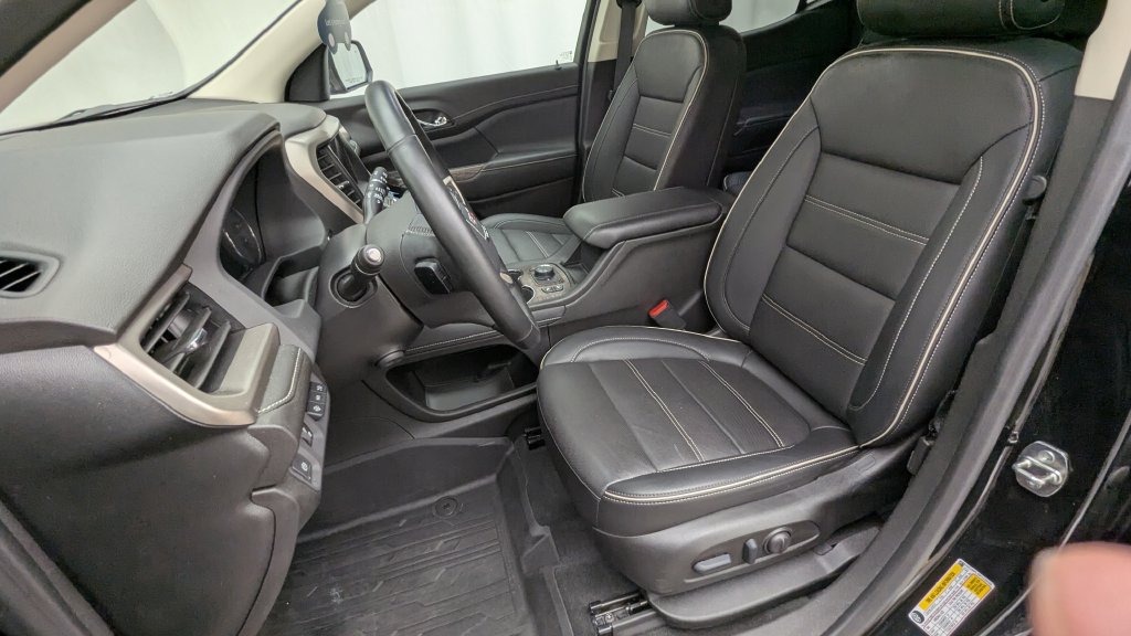 Certified 2023 GMC Acadia Denali w/ LPO, Floor Liner Package FWD image 33