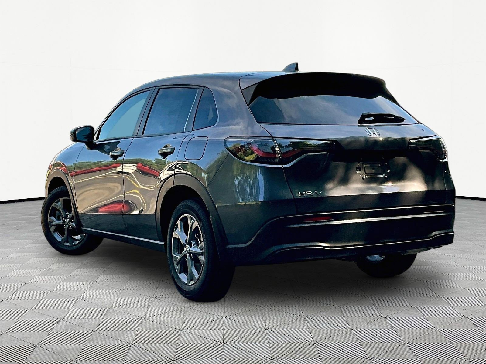 New 2027 Honda HR-V LX image 4