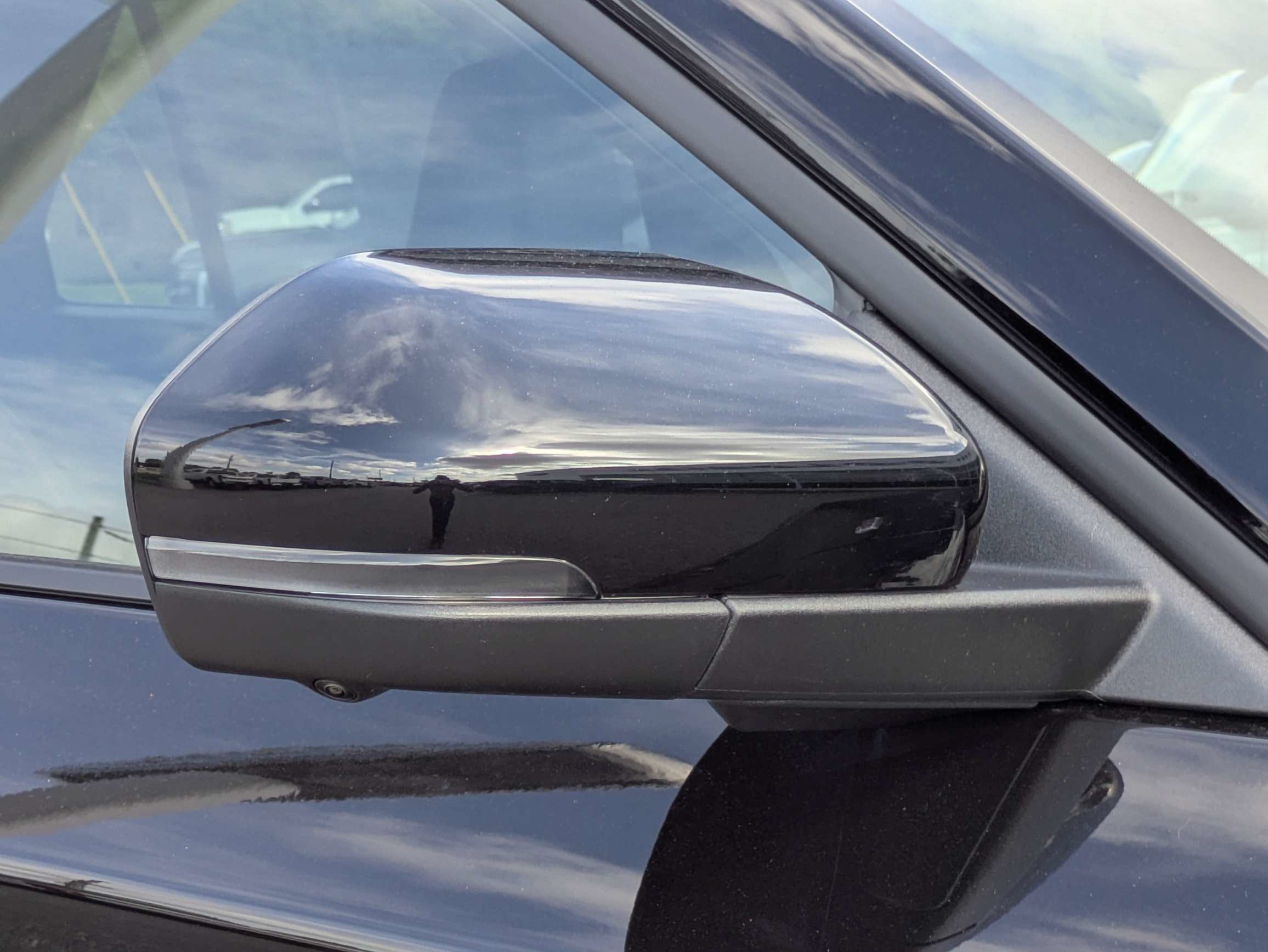 New 2026 Ford Explorer ST-Line RWD image 12