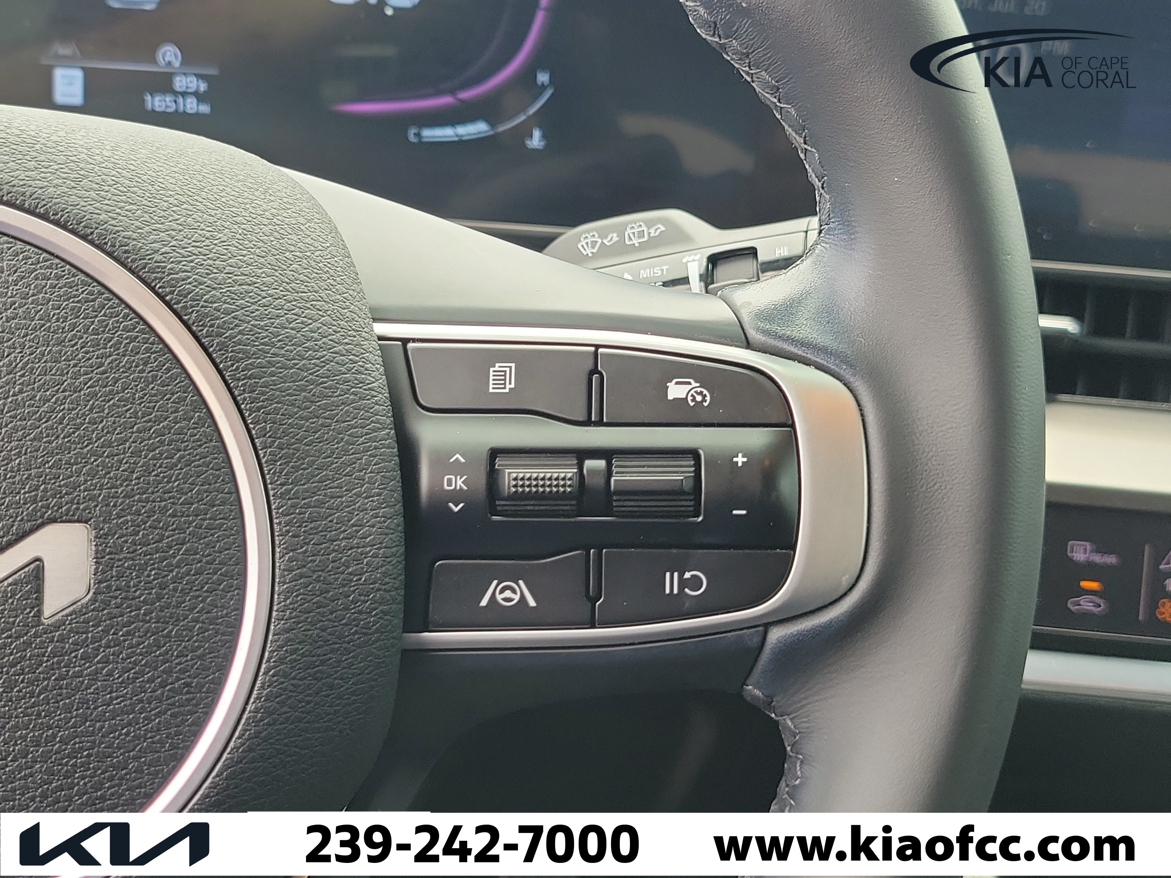 Certified 2024 Kia Sportage EX FWD image 24