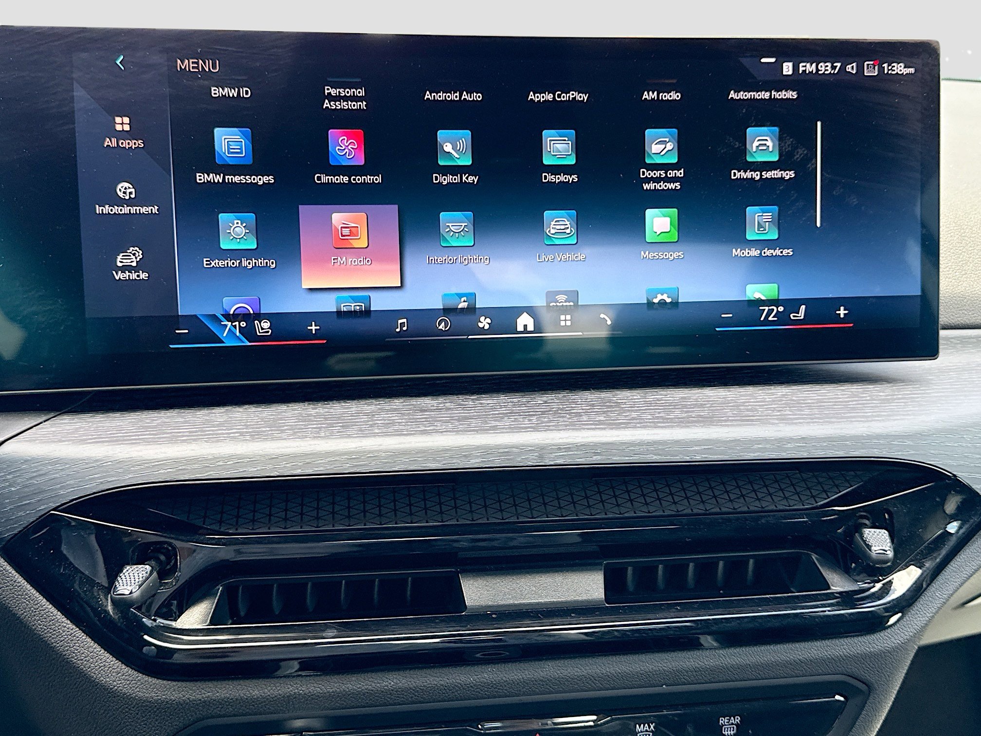 Used 2025 BMW 330i Sedan RWD image 30