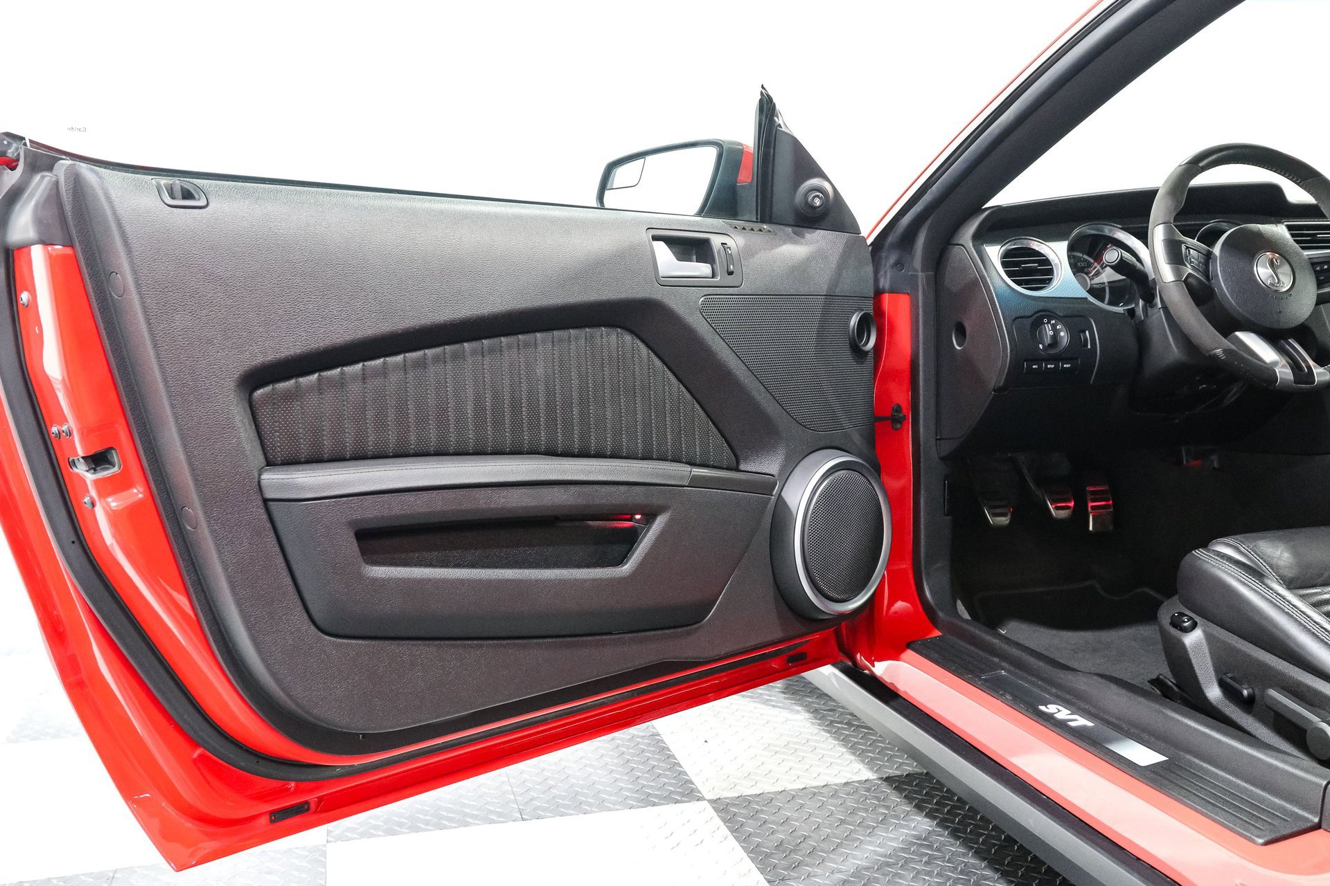 Used 2011 Ford Mustang Shelby GT500 w/ SVT Performance Pkg RWD image 16