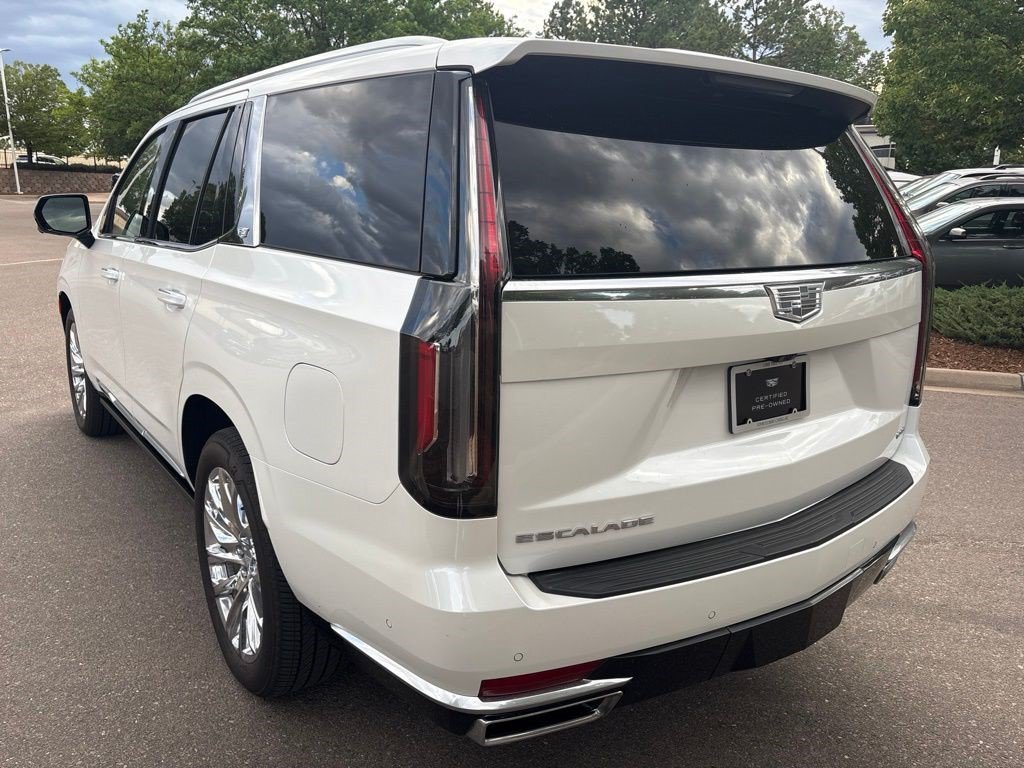 Certified 2023 Cadillac Escalade Premium Luxury Platinum w/ LPO, Radiant Package AWD/4WD image 3