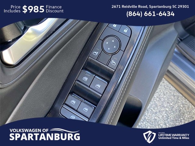 Used 2024 Nissan Rogue SV image 18