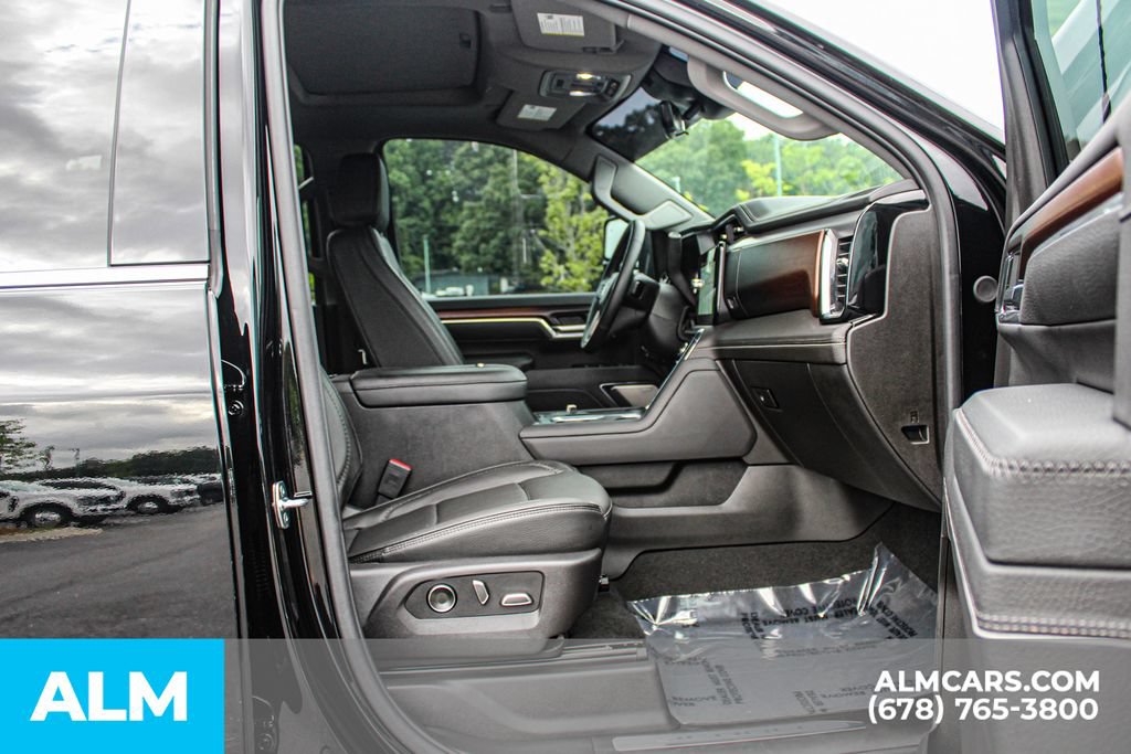 Used 2026 GMC Sierra 3500 Denali w/ Denali Reserve Package AWD/4WD image 19