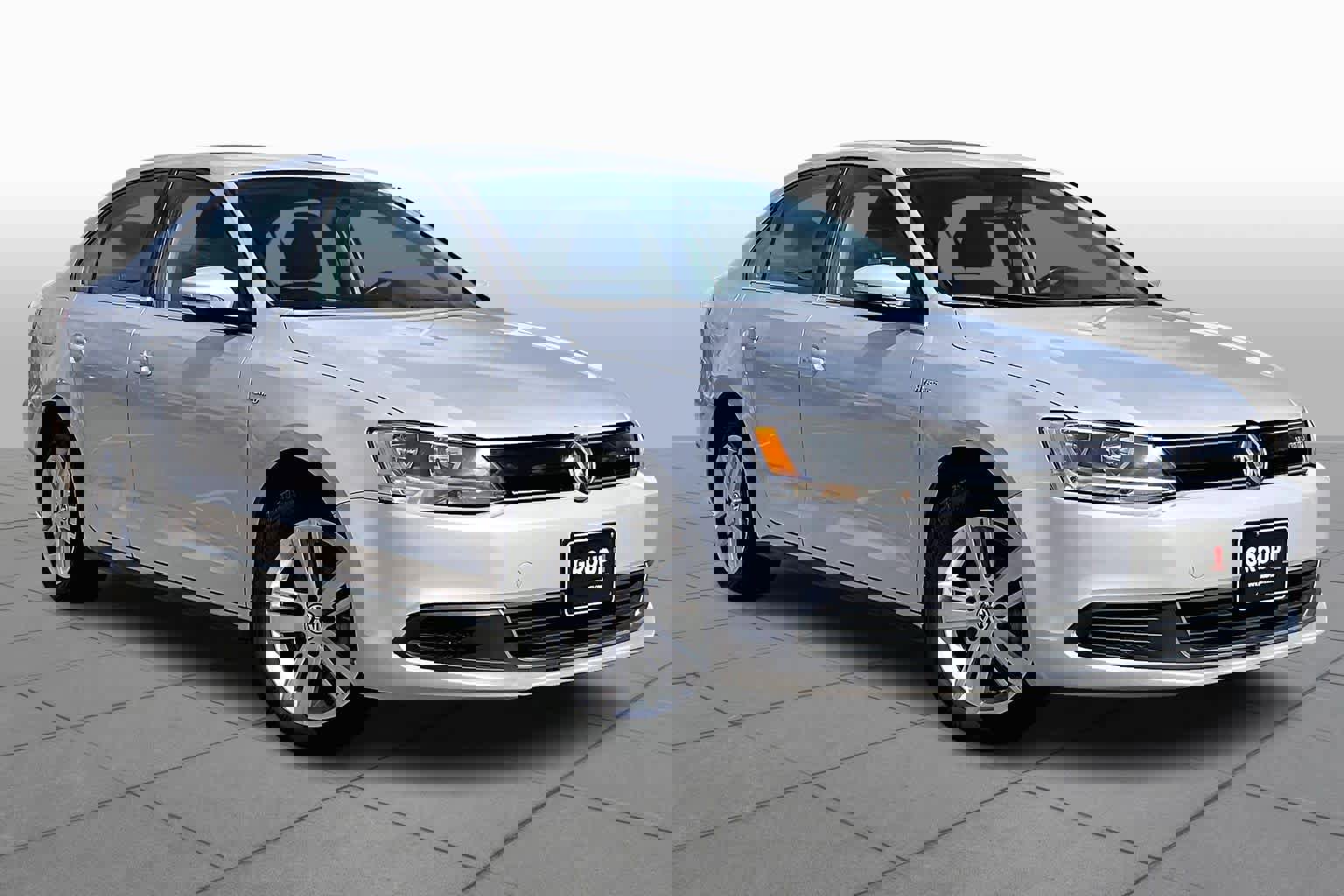 Used 2013 Volkswagen Jetta SEL image 3