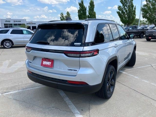 Certified 2023 Jeep Grand Cherokee Limited w/ Luxury Tech Group II AWD/4WD image 6
