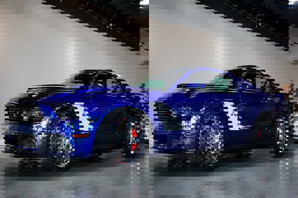 Used 2013 Ford Mustang GT Premium w/ Electronics Pkg image 3