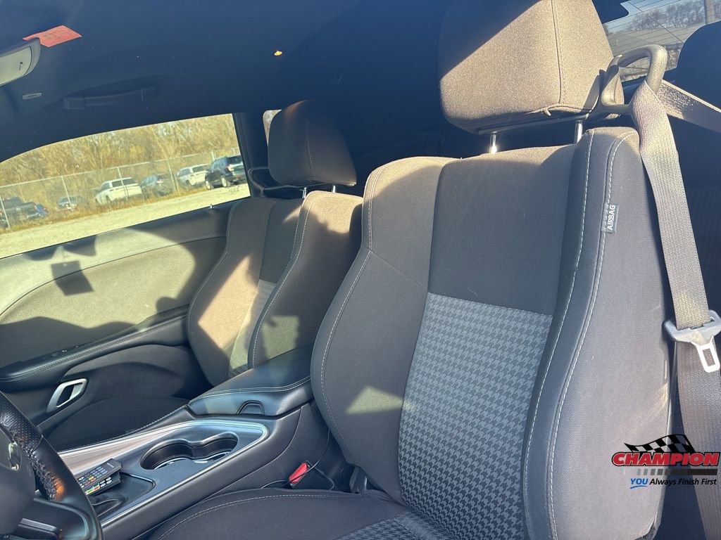 Used 2020 Dodge Challenger R/T w/ T/A Package image 27