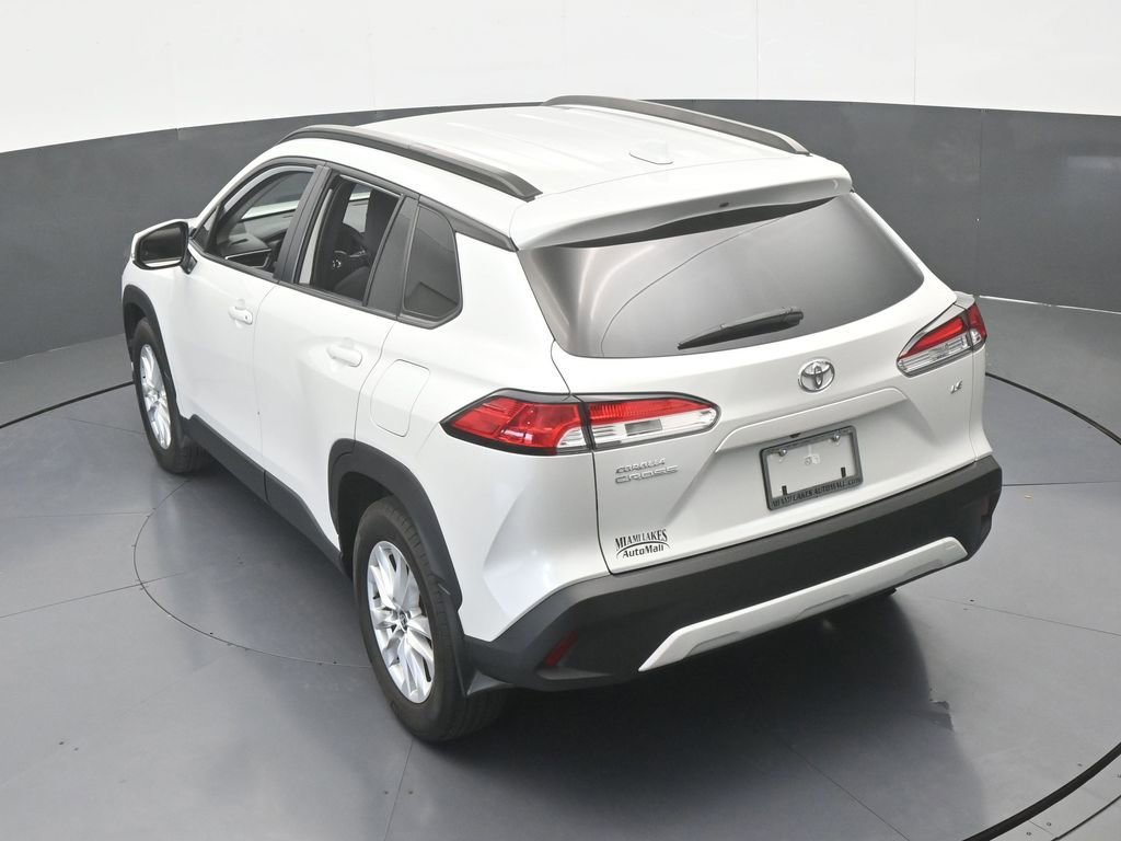 Used 2024 Toyota Corolla Cross LE FWD image 49